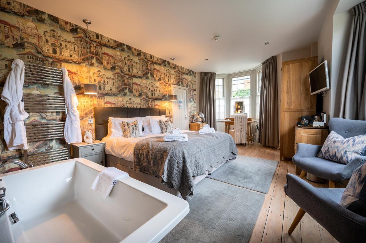 No33 Hunstanton Boutique Rooms